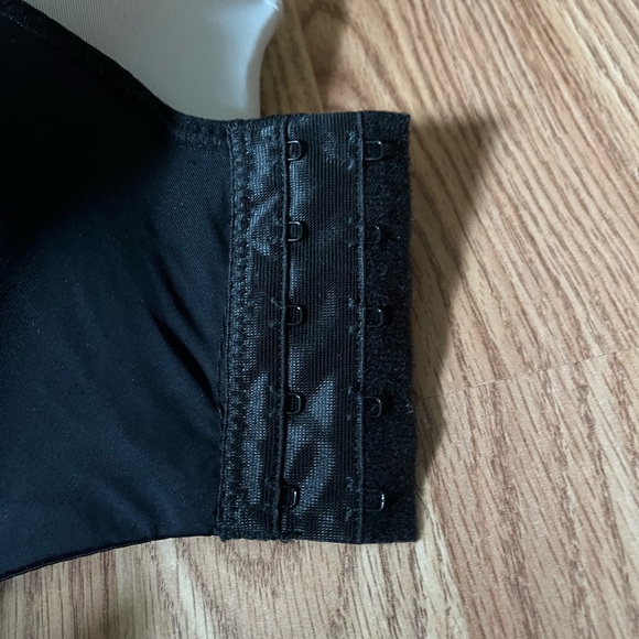 Push Up Strapless Bras. Set of 3! - Picture 2 of 3